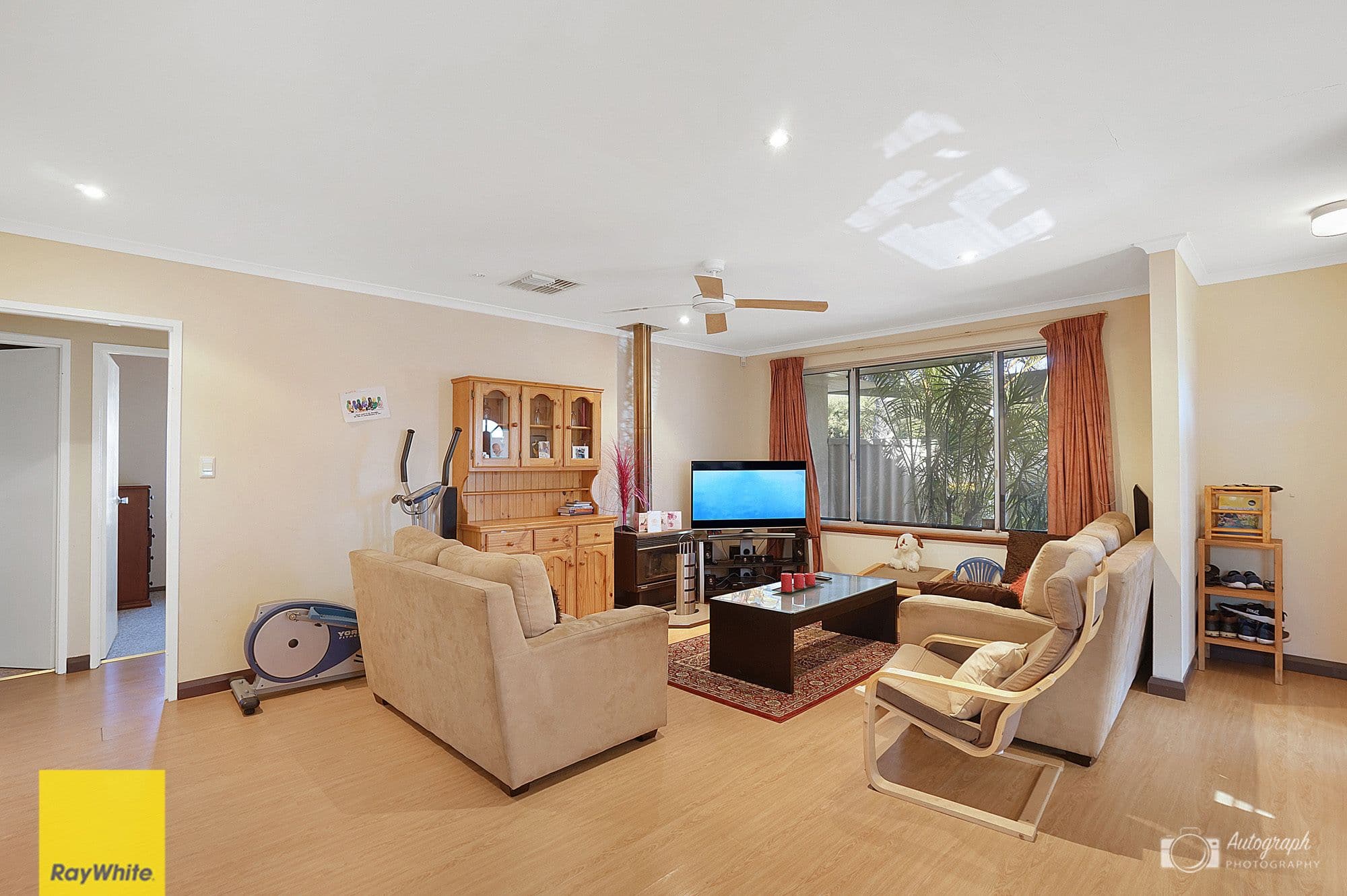8 Gummow Way, Girrawheen WA 6064, Girrawheen - Thumbnail 7