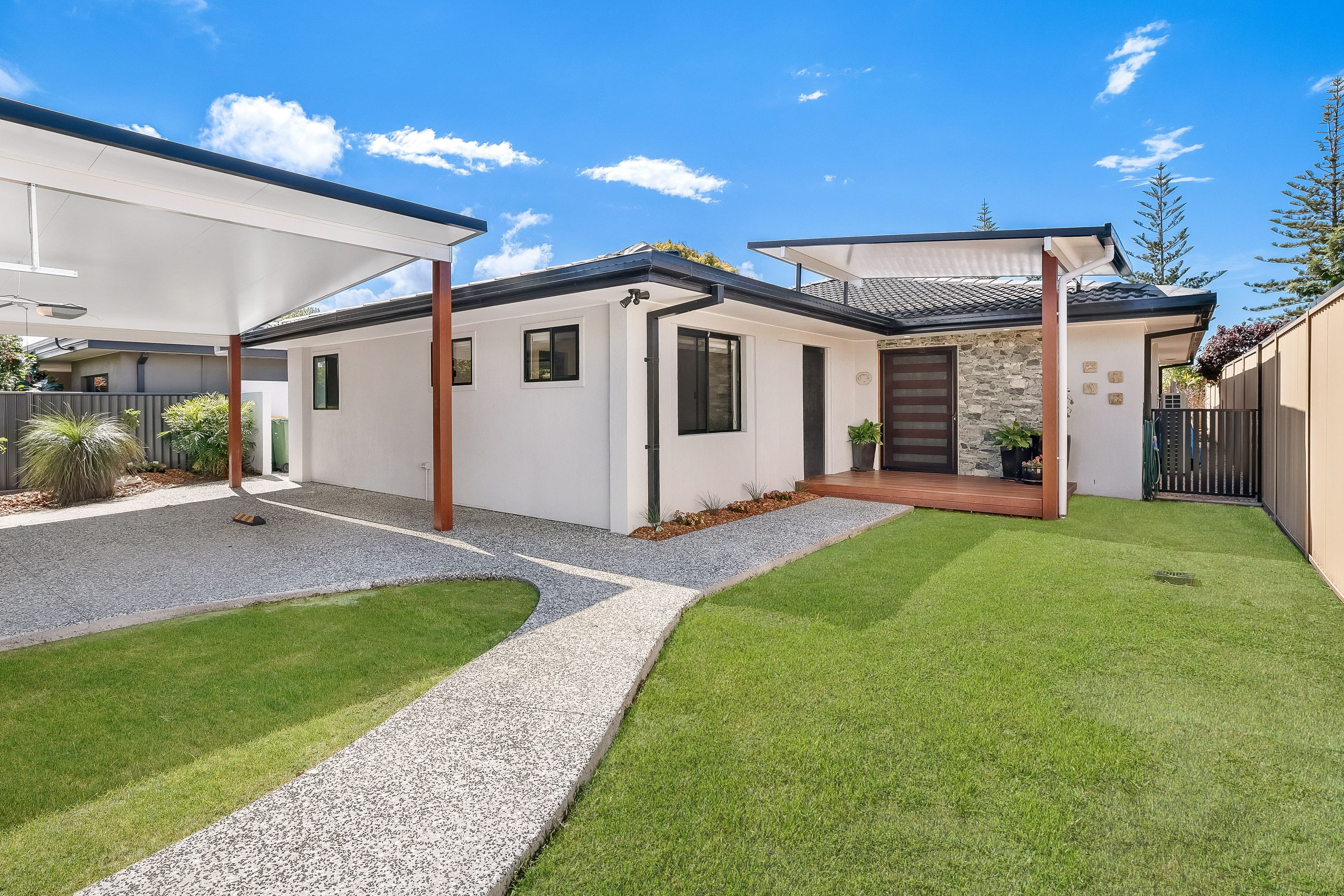 11 Allawah Street, SORRENTO QLD 4217, Sorrento - Thumbnail 5