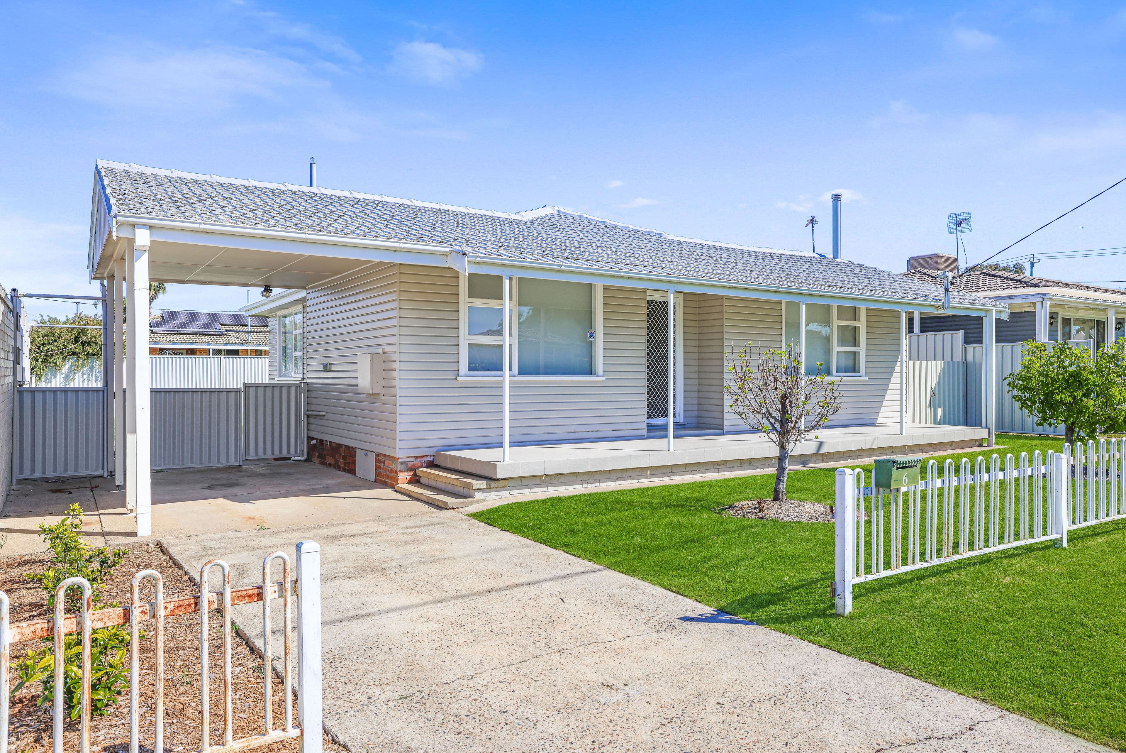 6 Larool Street, Tamworth NSW 2340, South Tamworth - Thumbnail 2