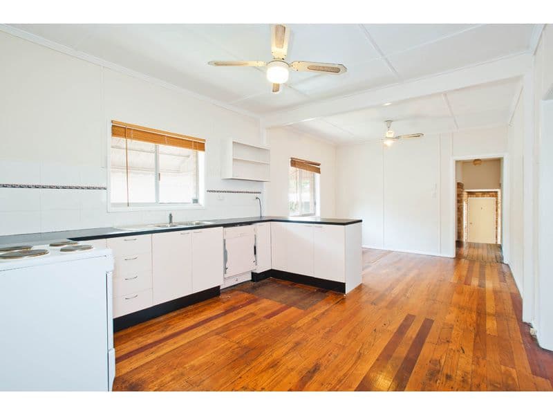 27 Lumley Street, UPPER MOUNT GRAVATT QLD 4122, Upper Mount Gravatt - Thumbnail 3