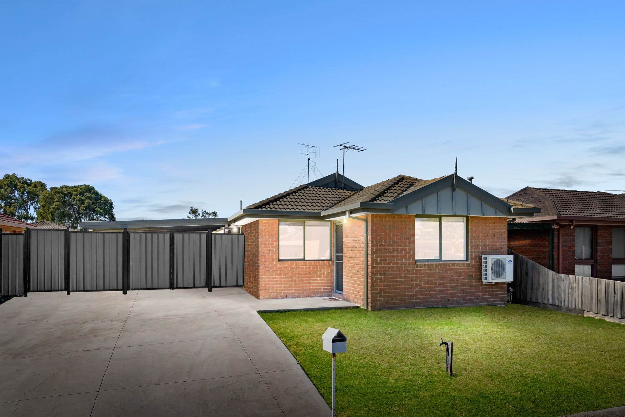 10 Rosedale Place, Wyndham Vale VIC 3024, Wyndham Vale - Thumbnail 2