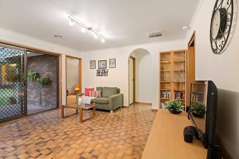 5 Nariel Court, Chelsea Heights VIC 3196, Chelsea Heights - Thumbnail 5
