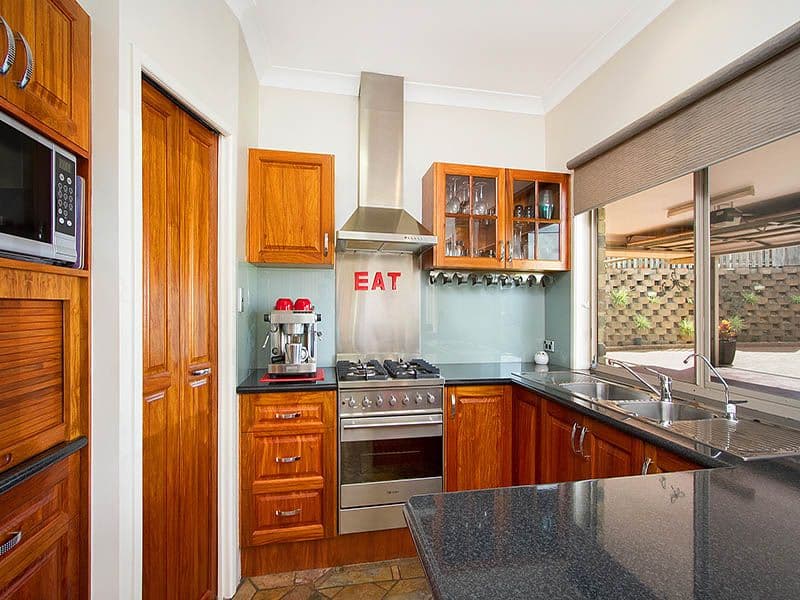 49 Cowra Street, Tanah Merah QLD 4128, Tanah Merah - Thumbnail 3