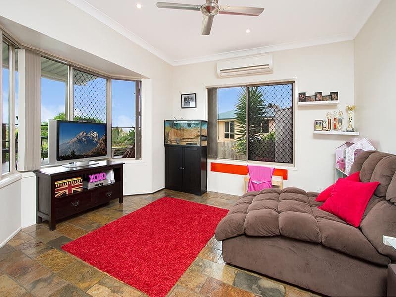 49 Cowra Street, Tanah Merah QLD 4128, Tanah Merah - Thumbnail 5
