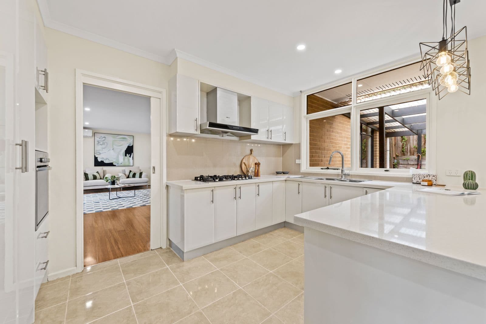 2 Esta Court, Doncaster VIC 3108, Doncaster - Thumbnail 3
