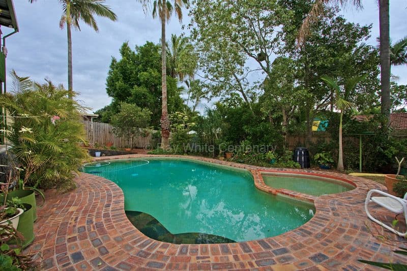 15 Athos Street, RIVERHILLS QLD 4074, Riverhills - Thumbnail 2