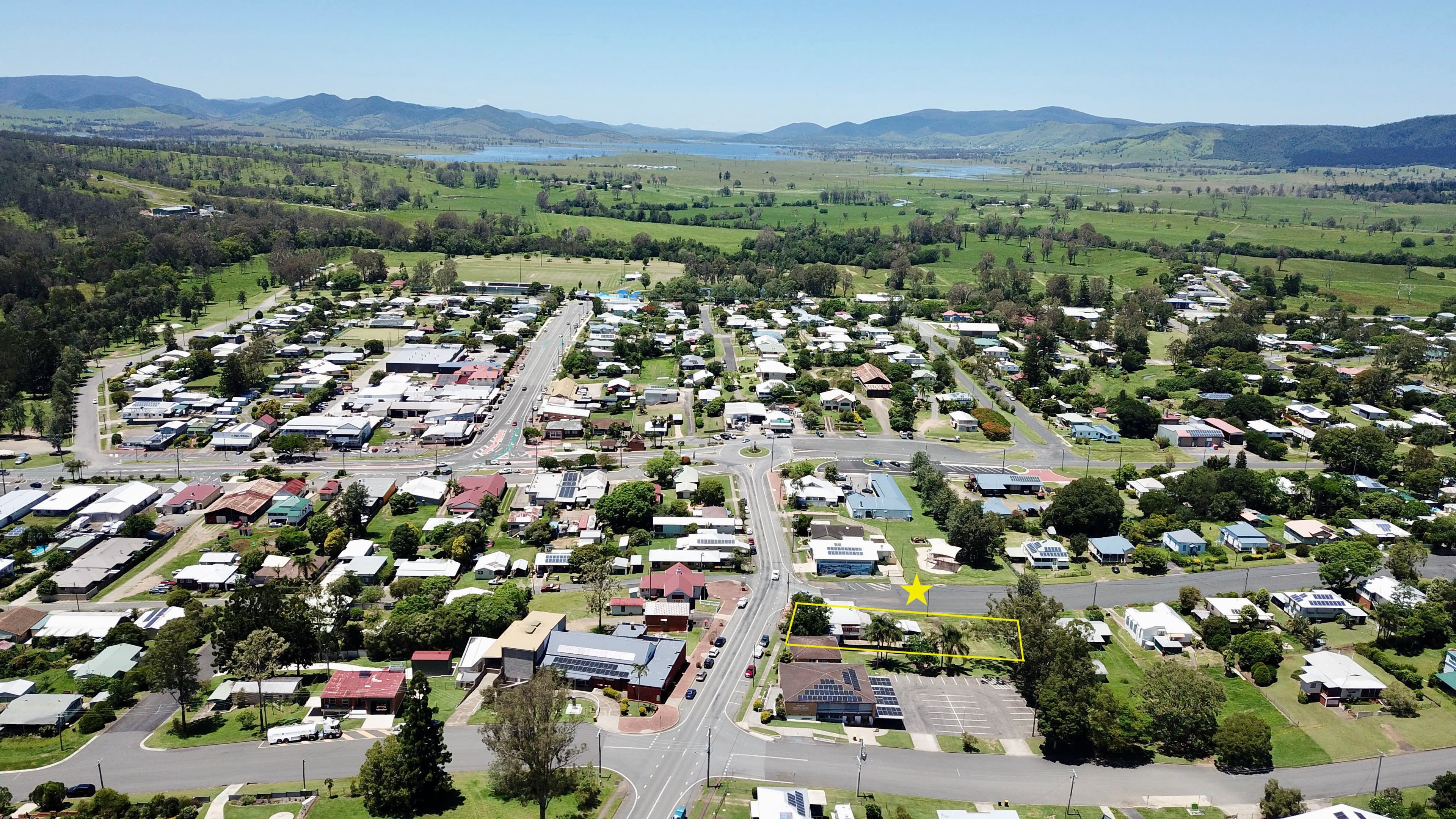 11 Kennedy Street, Kilcoy QLD 4515, Kilcoy - Thumbnail 5