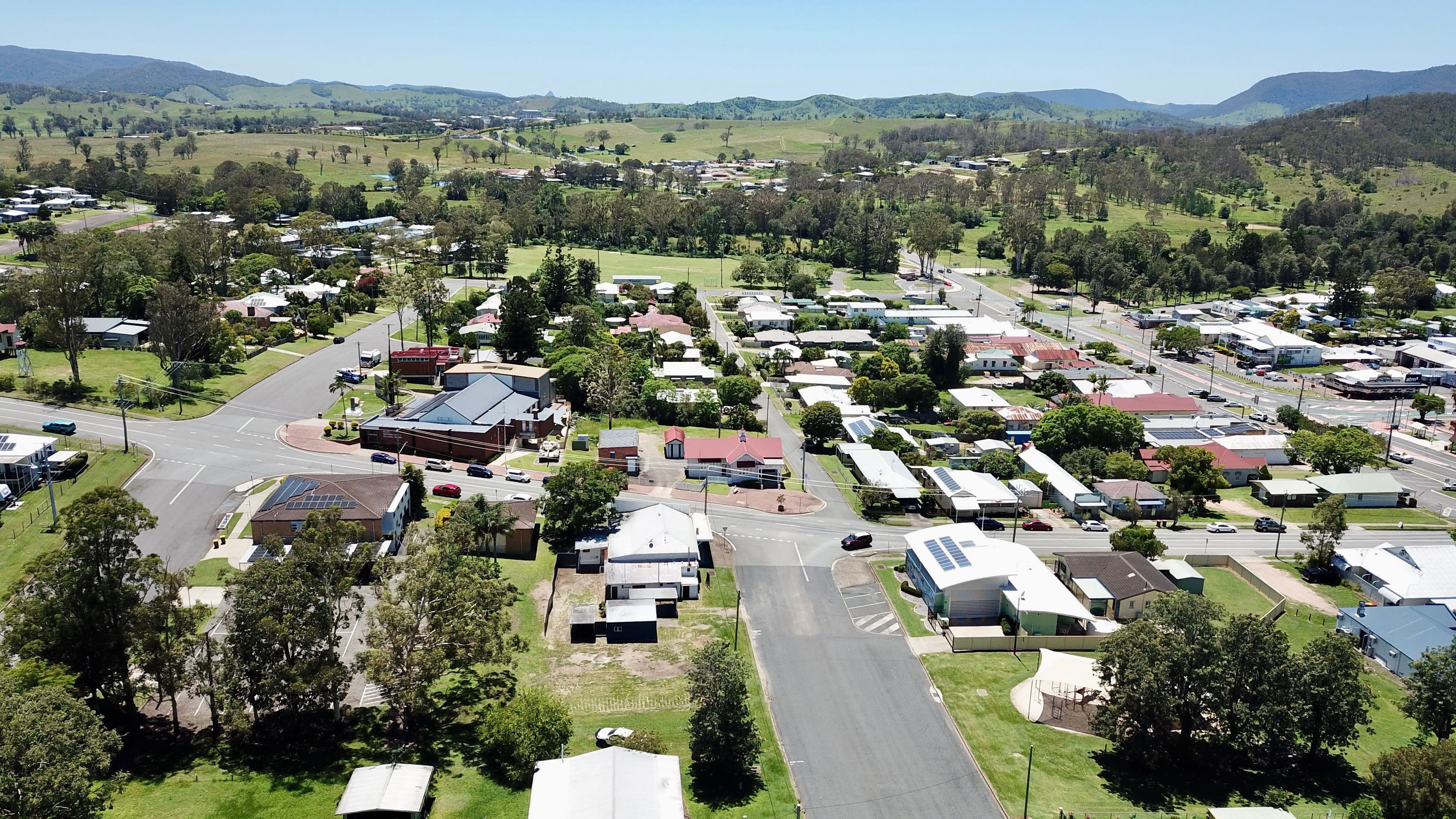 11 Kennedy Street, Kilcoy QLD 4515, Kilcoy - Thumbnail 8
