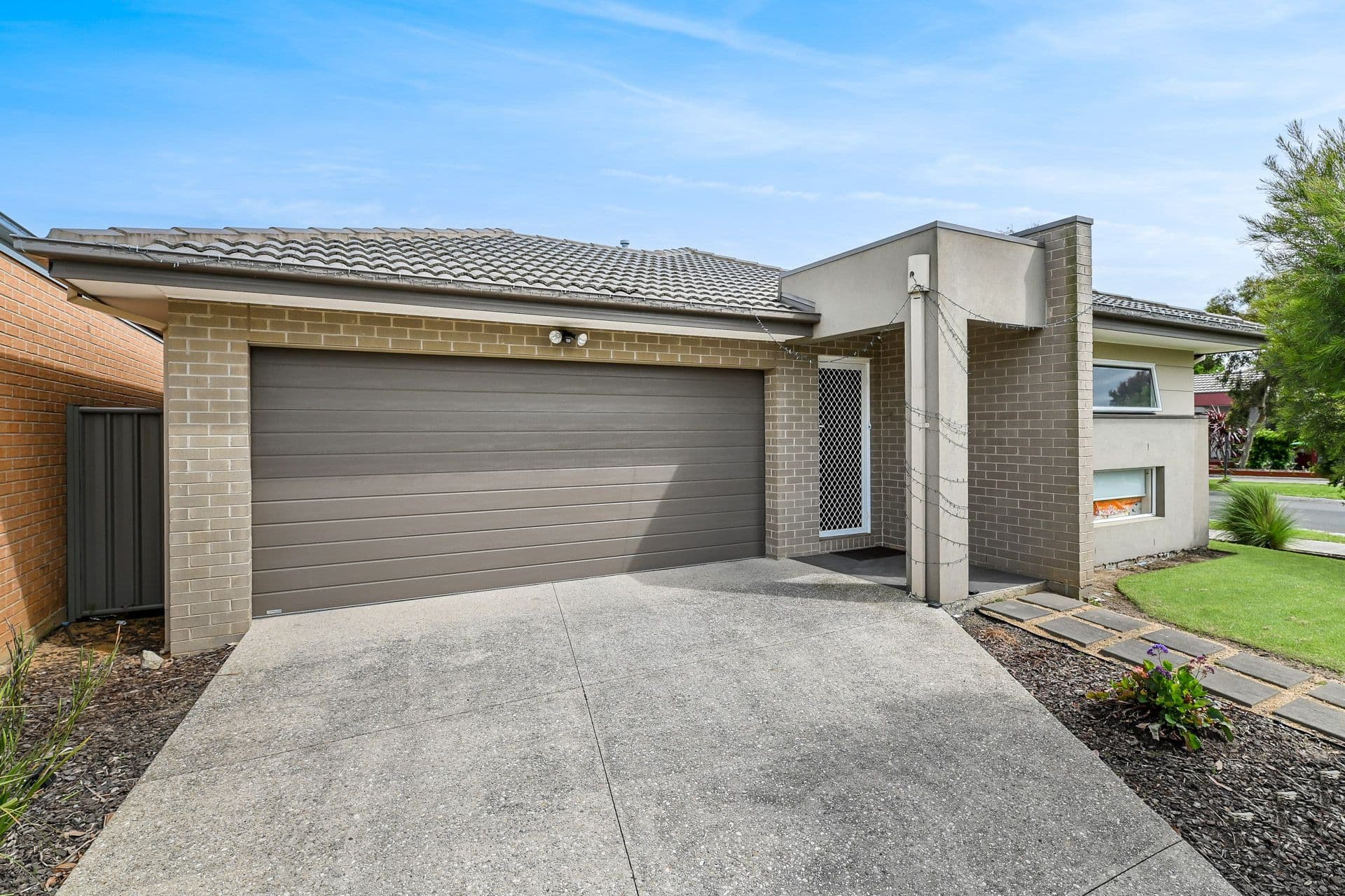 12 Macpherson Circuit, Cranbourne East VIC 3977, Cranbourne East - Thumbnail 3
