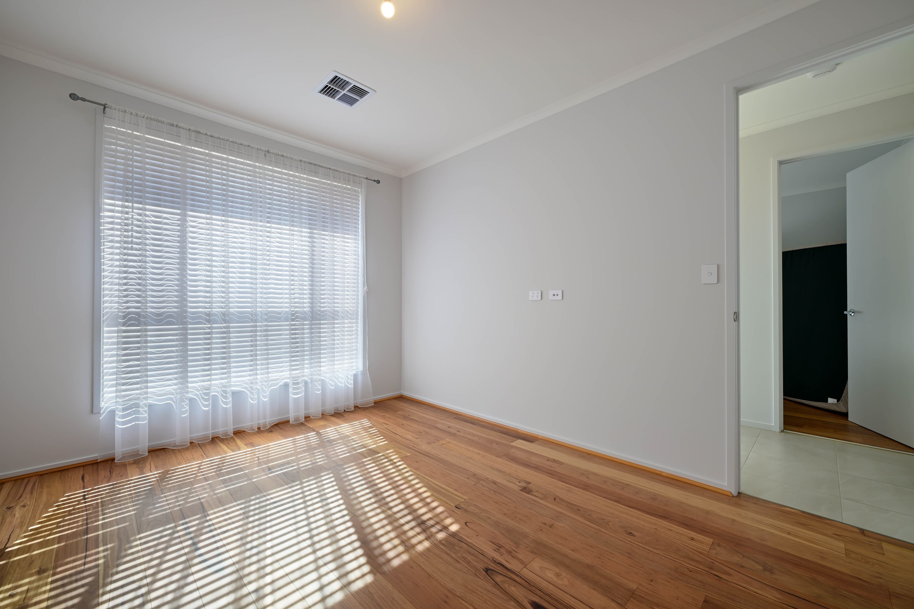 5 Bradshaw Street, Whyalla Jenkins SA 5609, Whyalla Jenkins - Thumbnail 3