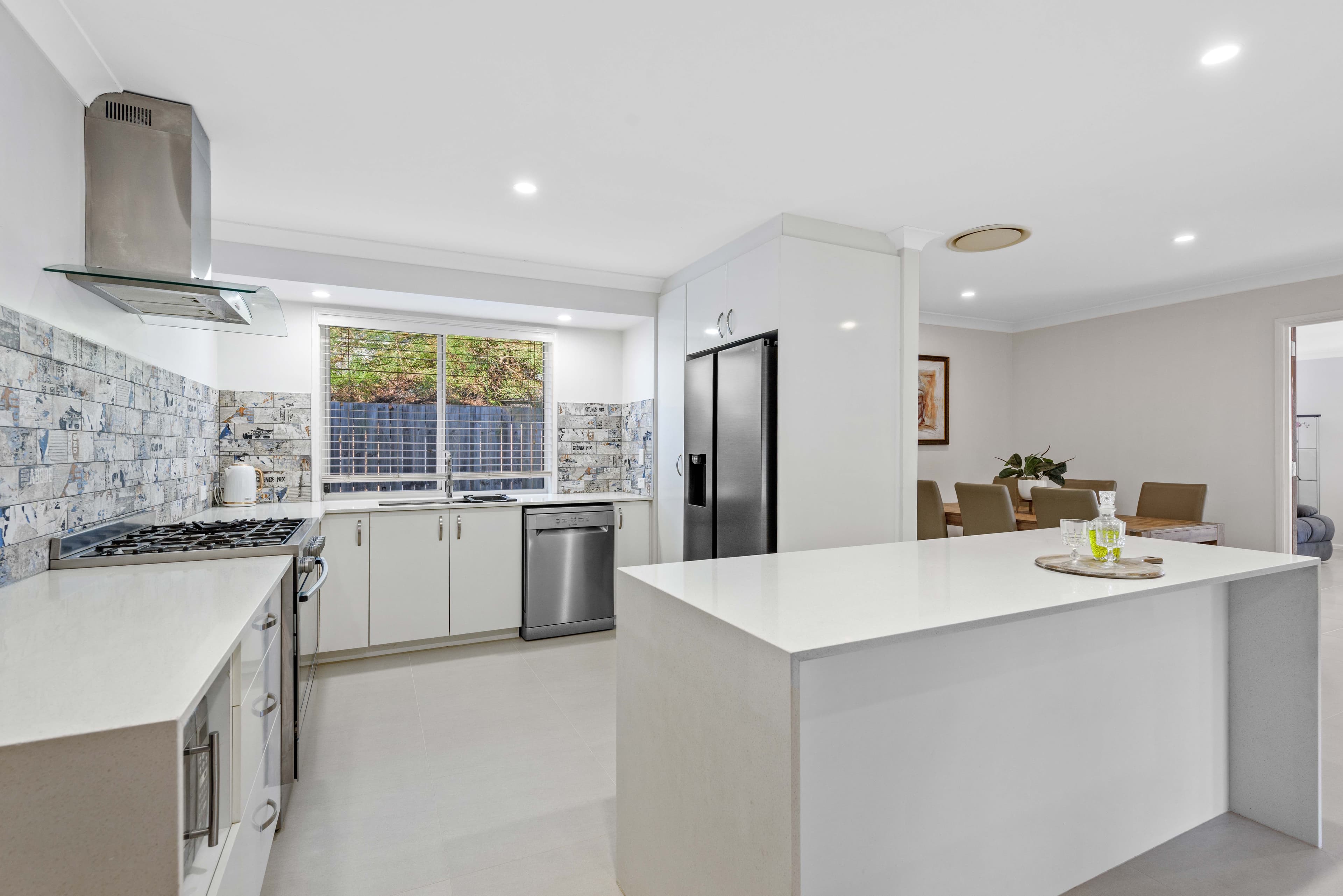 9 Gale Street, Redcliffe QLD 4020, Redcliffe - Thumbnail 3