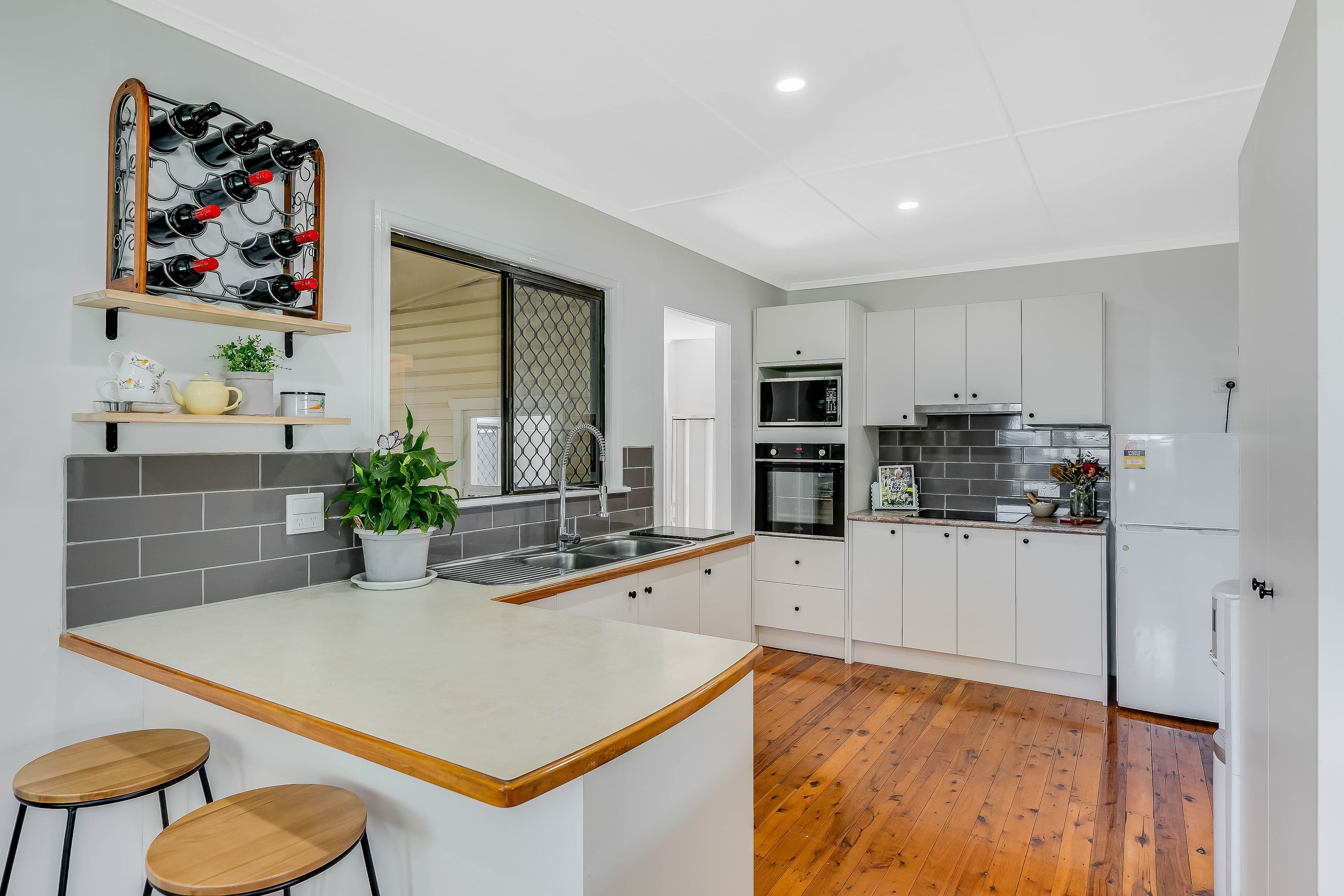 32 Charlotte Street, Newtown QLD 4350, Newtown - Thumbnail 6