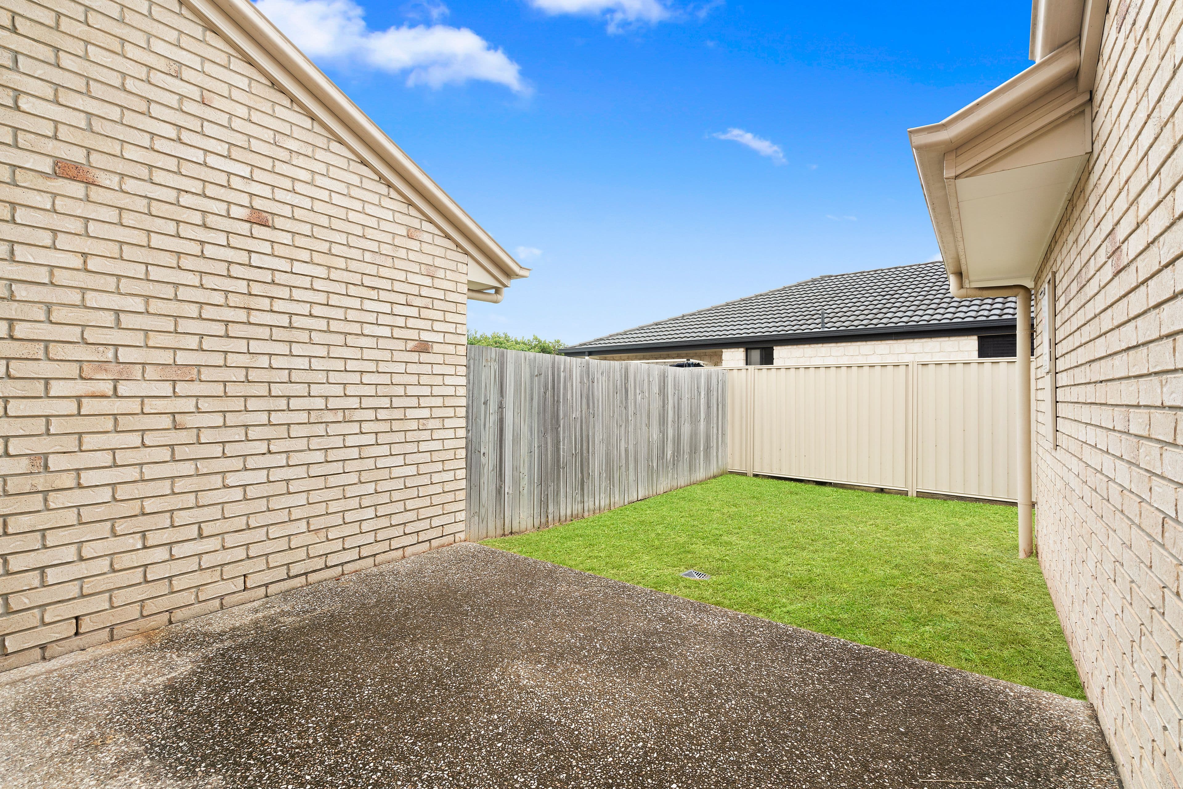 43 McAndrew Street, Caboolture QLD 4510, Caboolture - Thumbnail 3