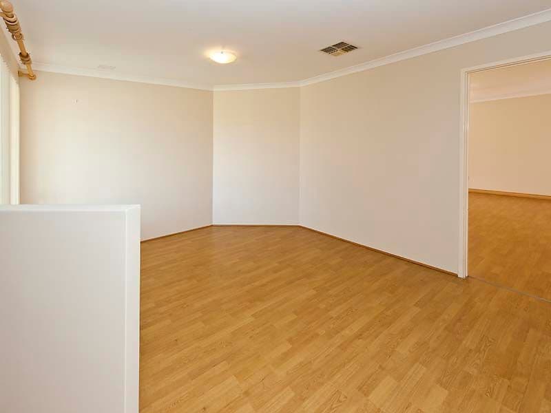 85 Fairview Drive, WAIKIKI WA 6169, Waikiki - Thumbnail 4
