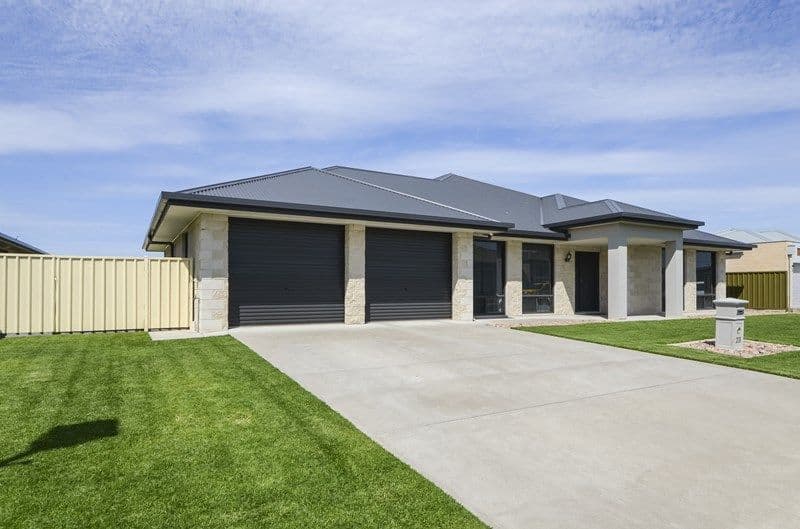 23 Hilltop Avenue, Mount Gambier SA 5290, Mount Gambier - Image 1
