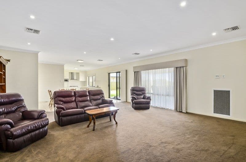 23 Hilltop Avenue, Mount Gambier SA 5290, Mount Gambier - Thumbnail 5