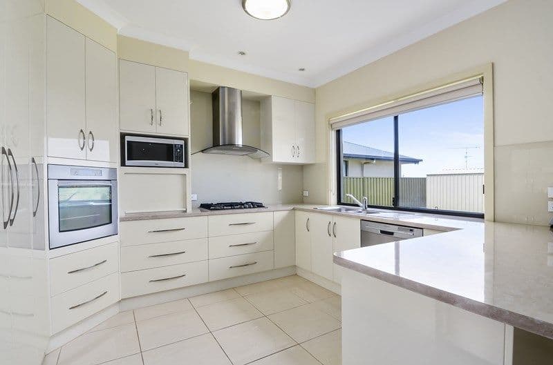 23 Hilltop Avenue, Mount Gambier SA 5290, Mount Gambier - Thumbnail 8