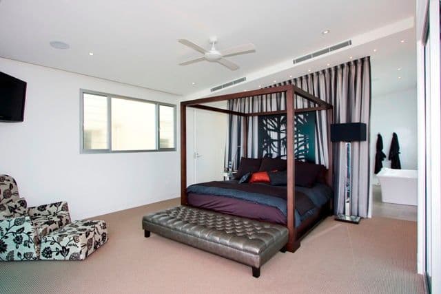 223 Hedges Avenue, MERMAID BEACH QLD 4218, Mermaid Beach - Thumbnail 8