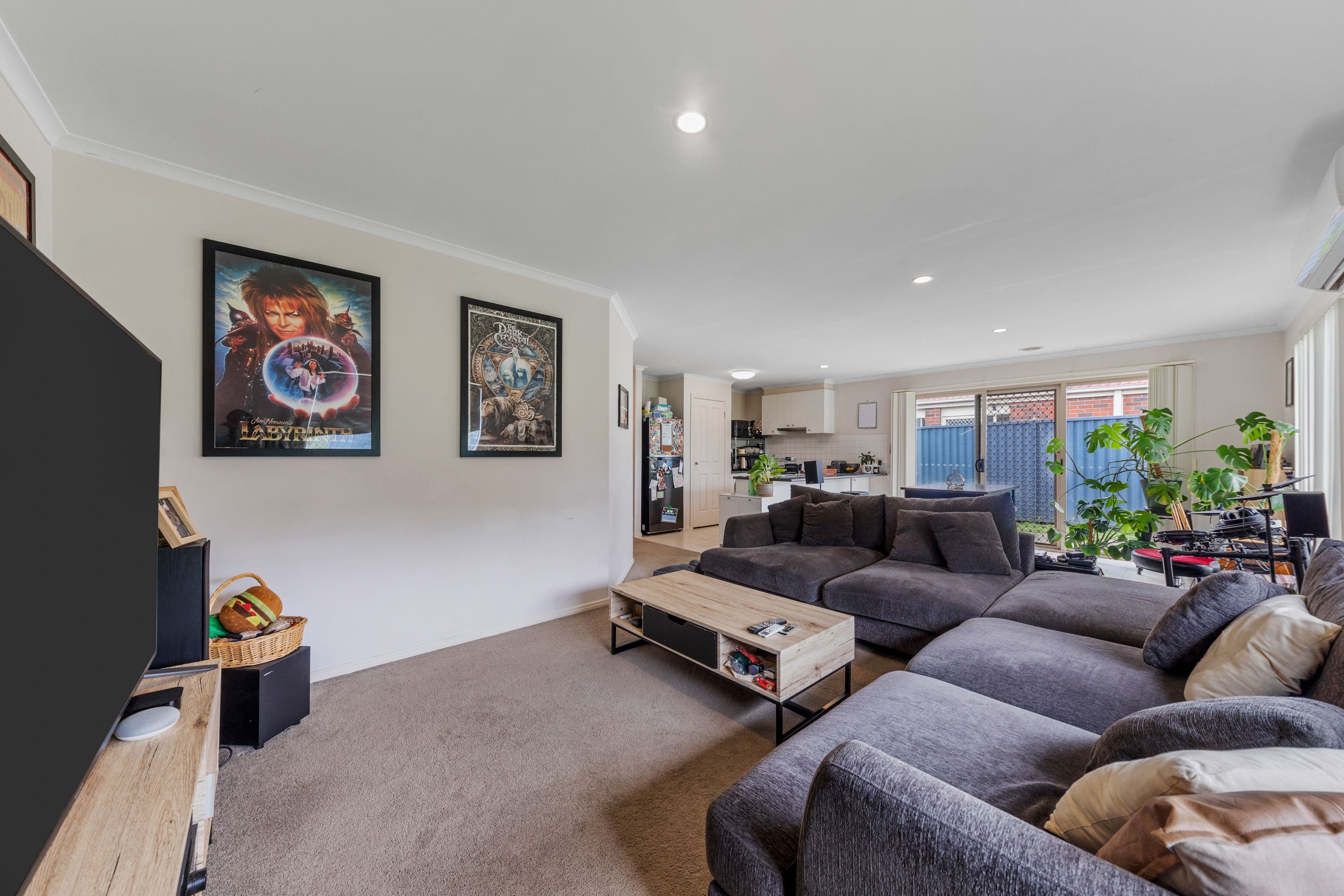63 The Parkway, Pakenham VIC 3810, Pakenham - Thumbnail 4