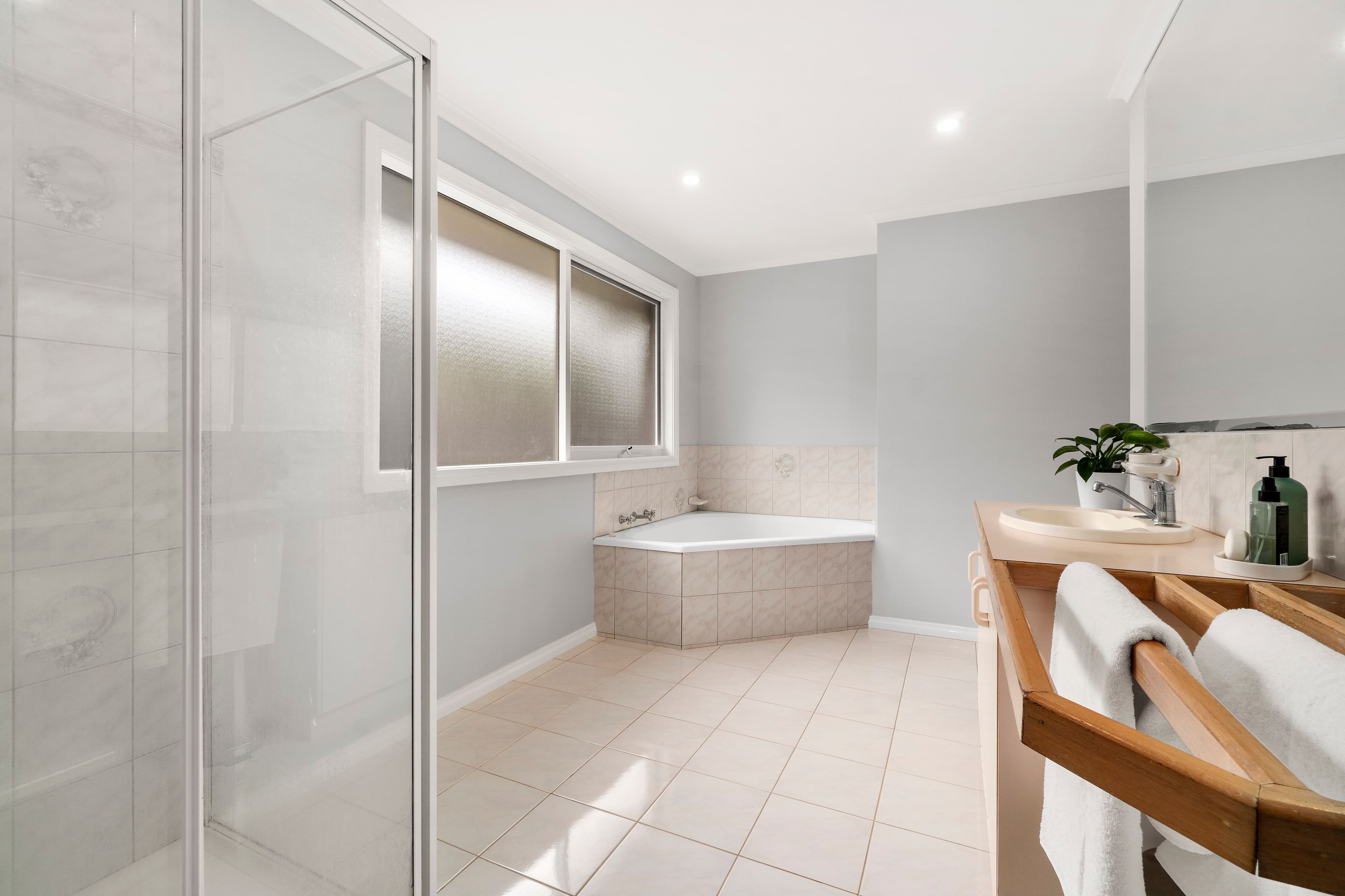 9 Pennycross Court, Rowville VIC 3178, Rowville - Thumbnail 7