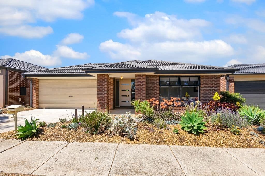40 Weavers Street, Manor Lakes VIC 3024, Manor Lakes - Image 1