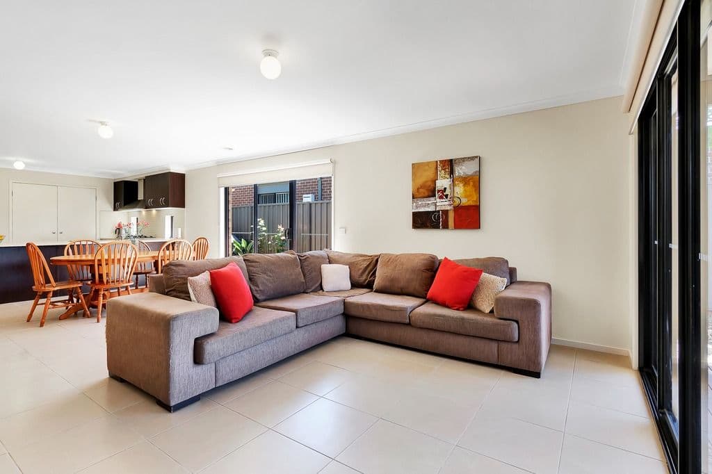 40 Weavers Street, Manor Lakes VIC 3024, Manor Lakes - Thumbnail 5