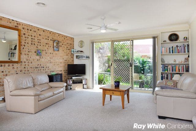 17 Southwell Place, QUEANBEYAN NSW 2620, Queanbeyan - Thumbnail 2