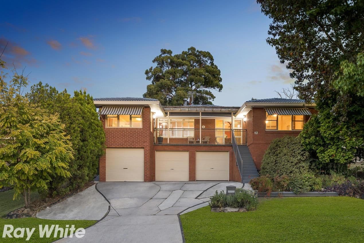 10 Berrigan Street, Winston Hills - Image 1