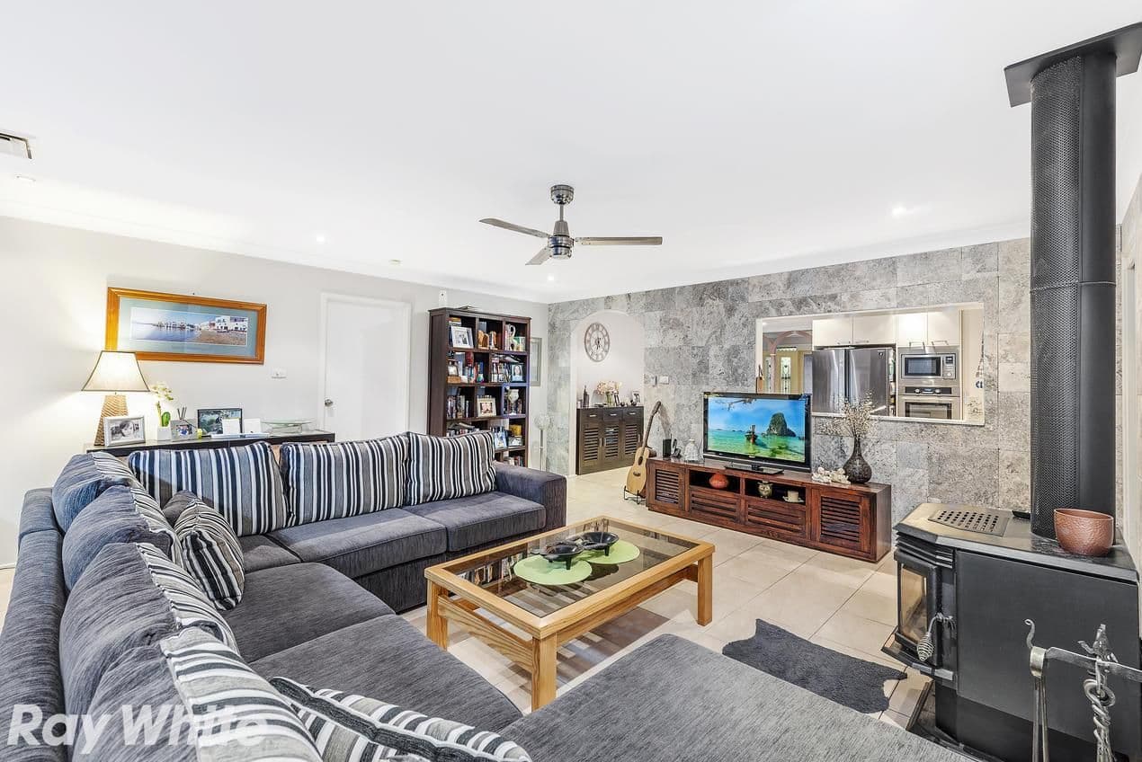 10 Berrigan Street, Winston Hills - Thumbnail 2