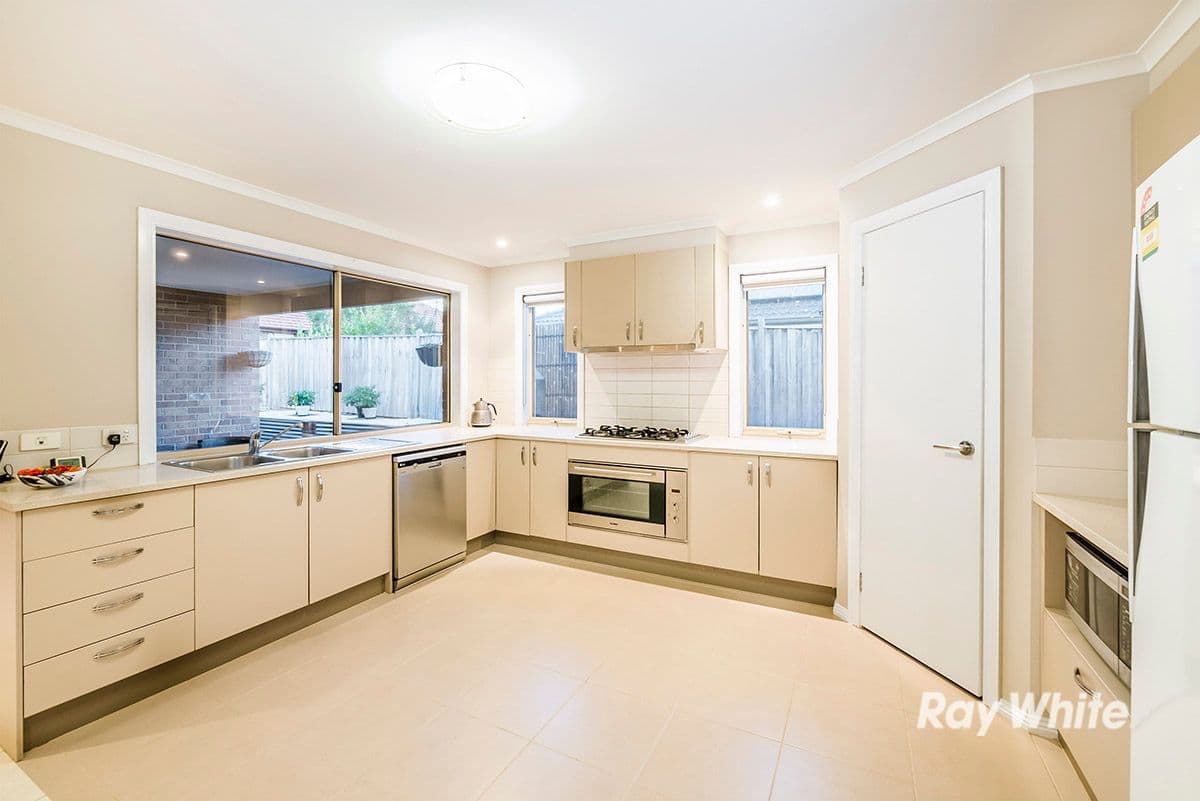 22 Caribbean Pine Court, Lyndhurst VIC 3975, Lyndhurst - Thumbnail 4