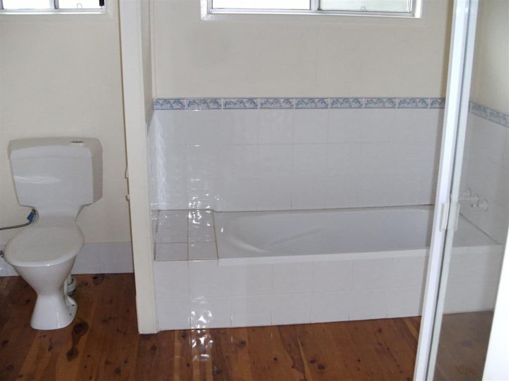 1 Murphy Street, POINT VERNON QLD 4655, Point Vernon - Thumbnail 7