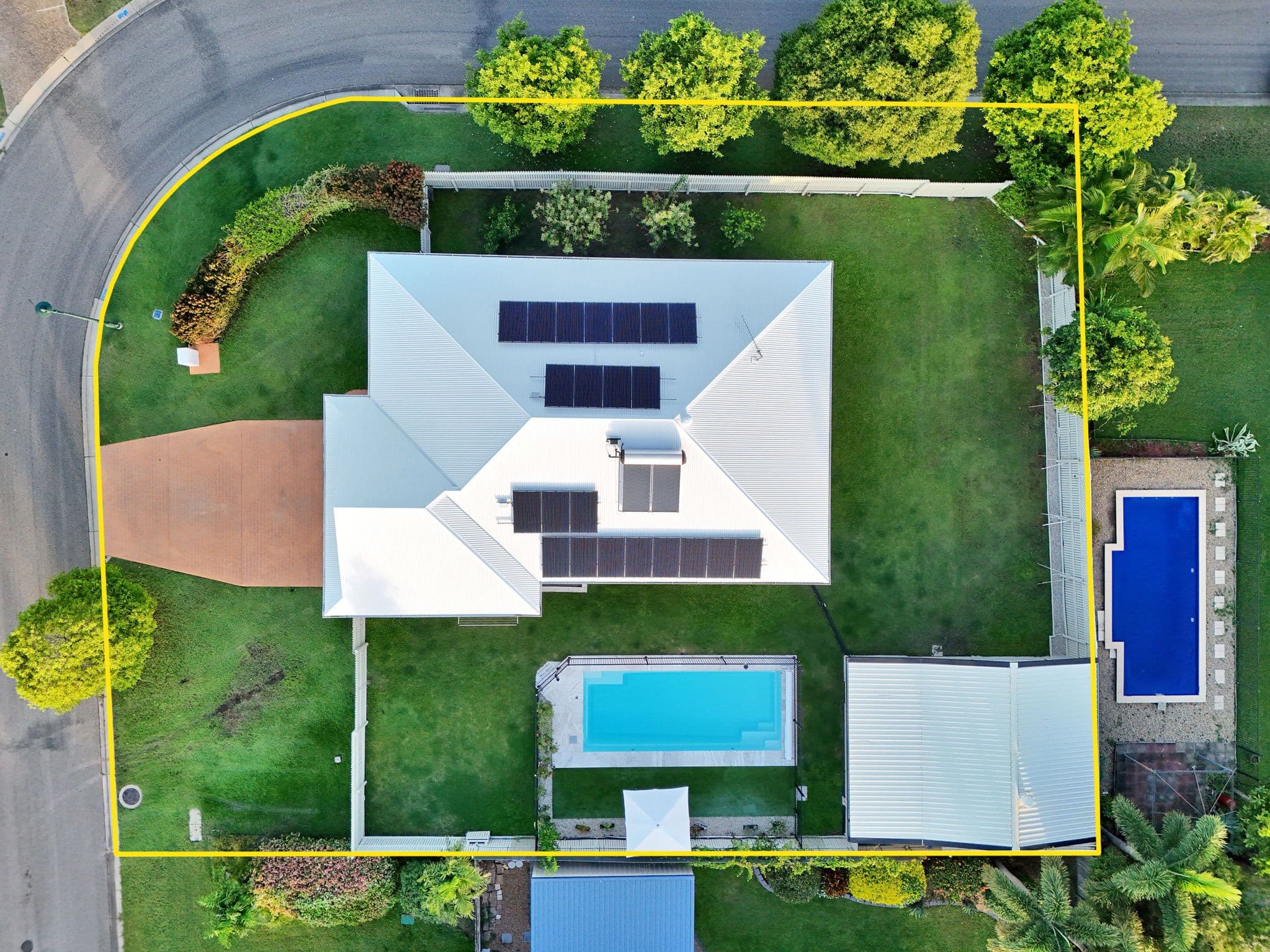 3 Bathurst Way, Mount Louisa QLD 4814, Mount Louisa - Thumbnail 2