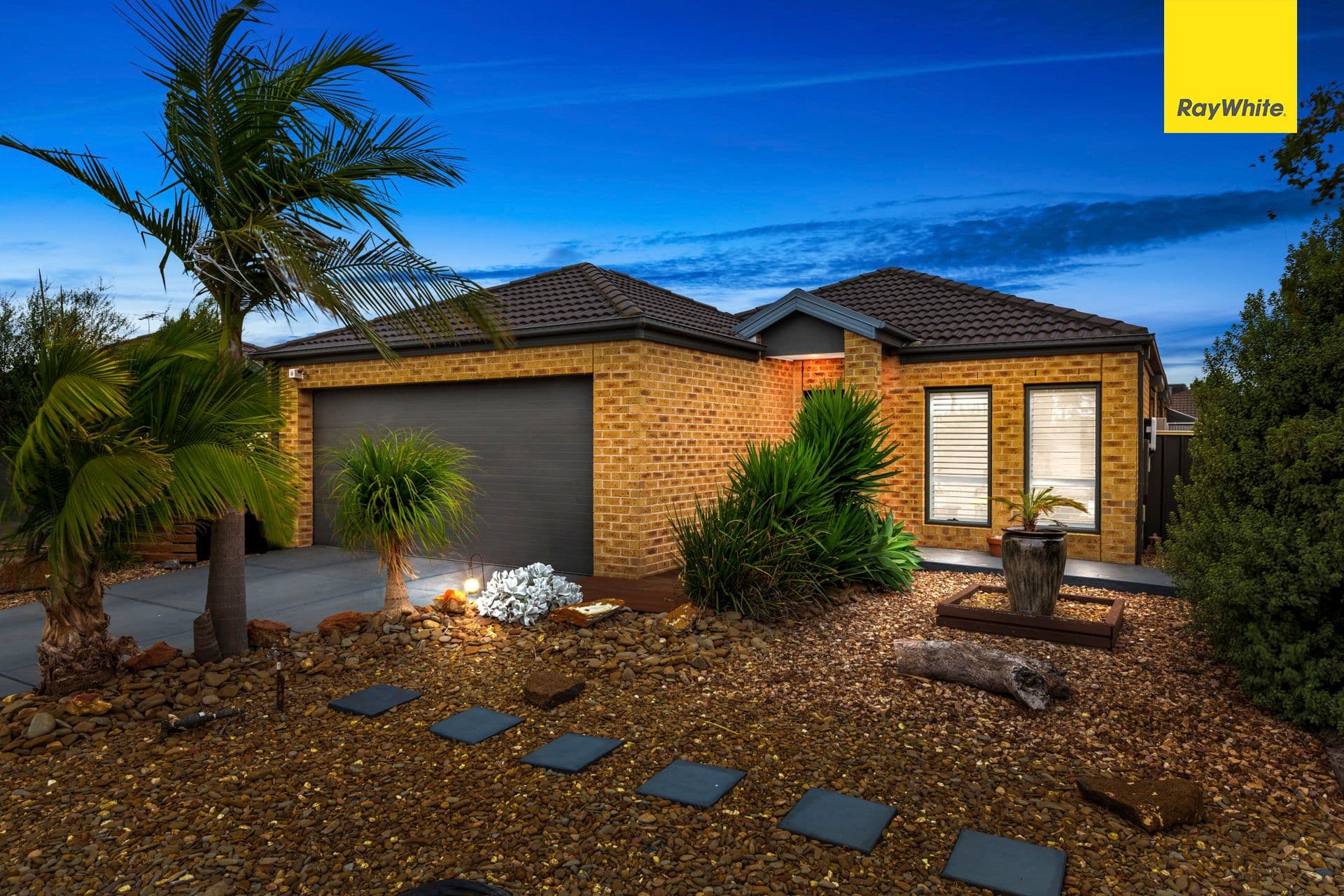 8 Ridgeway, Melton West VIC 3337, Melton West - Thumbnail 2