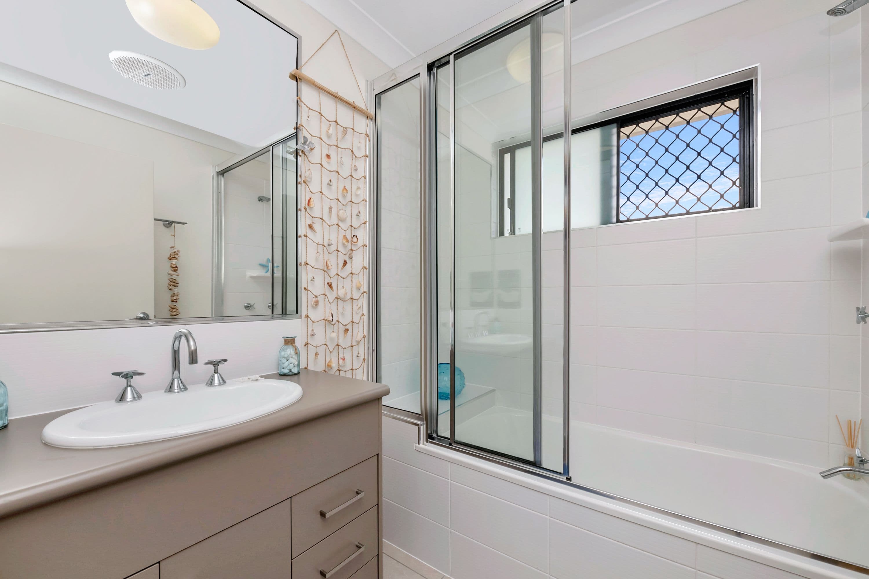 8 Madonis Way, Burdell QLD 4818, Burdell - Thumbnail 8