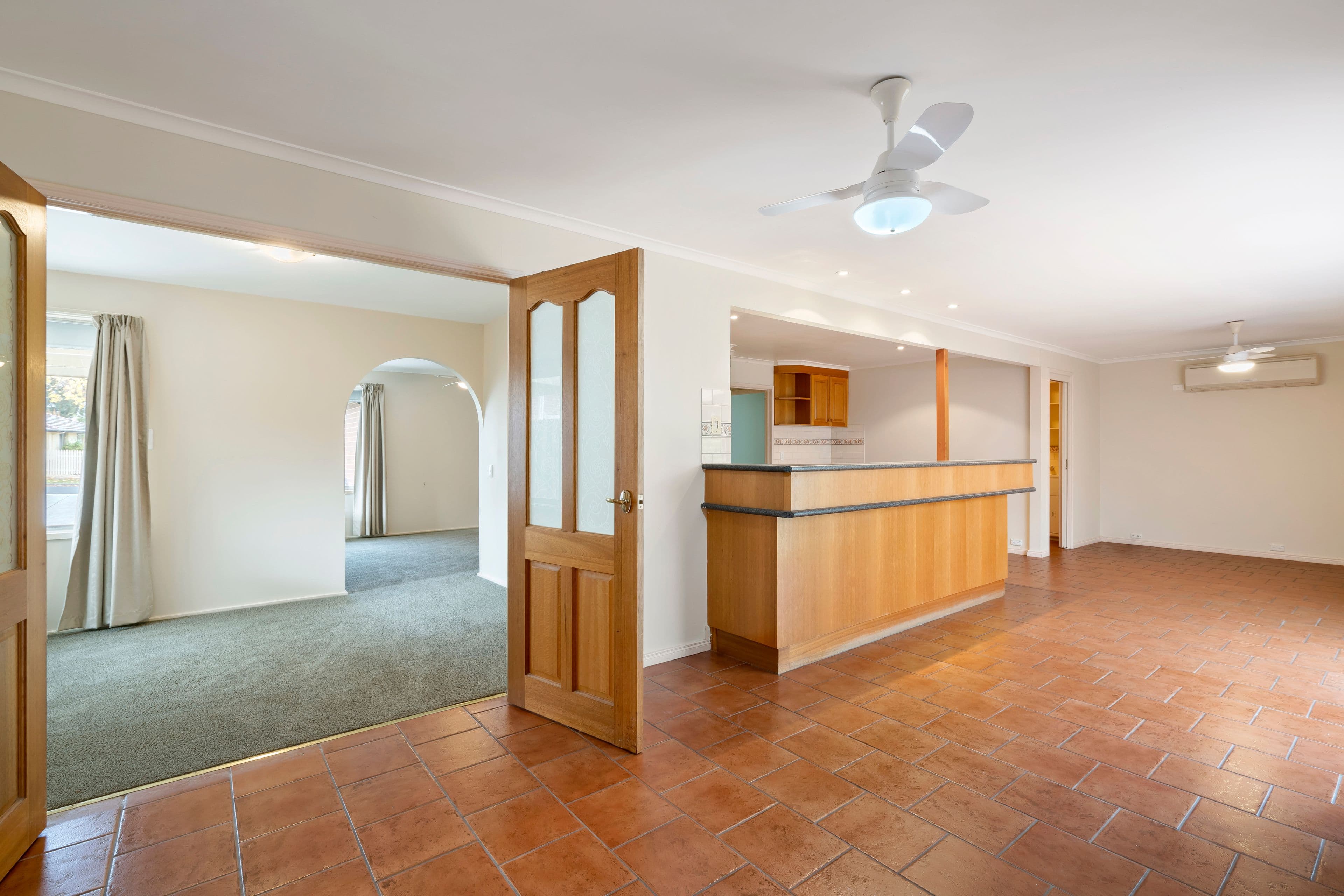 27 Ruthven Street, Sunbury VIC 3429, Sunbury - Thumbnail 6