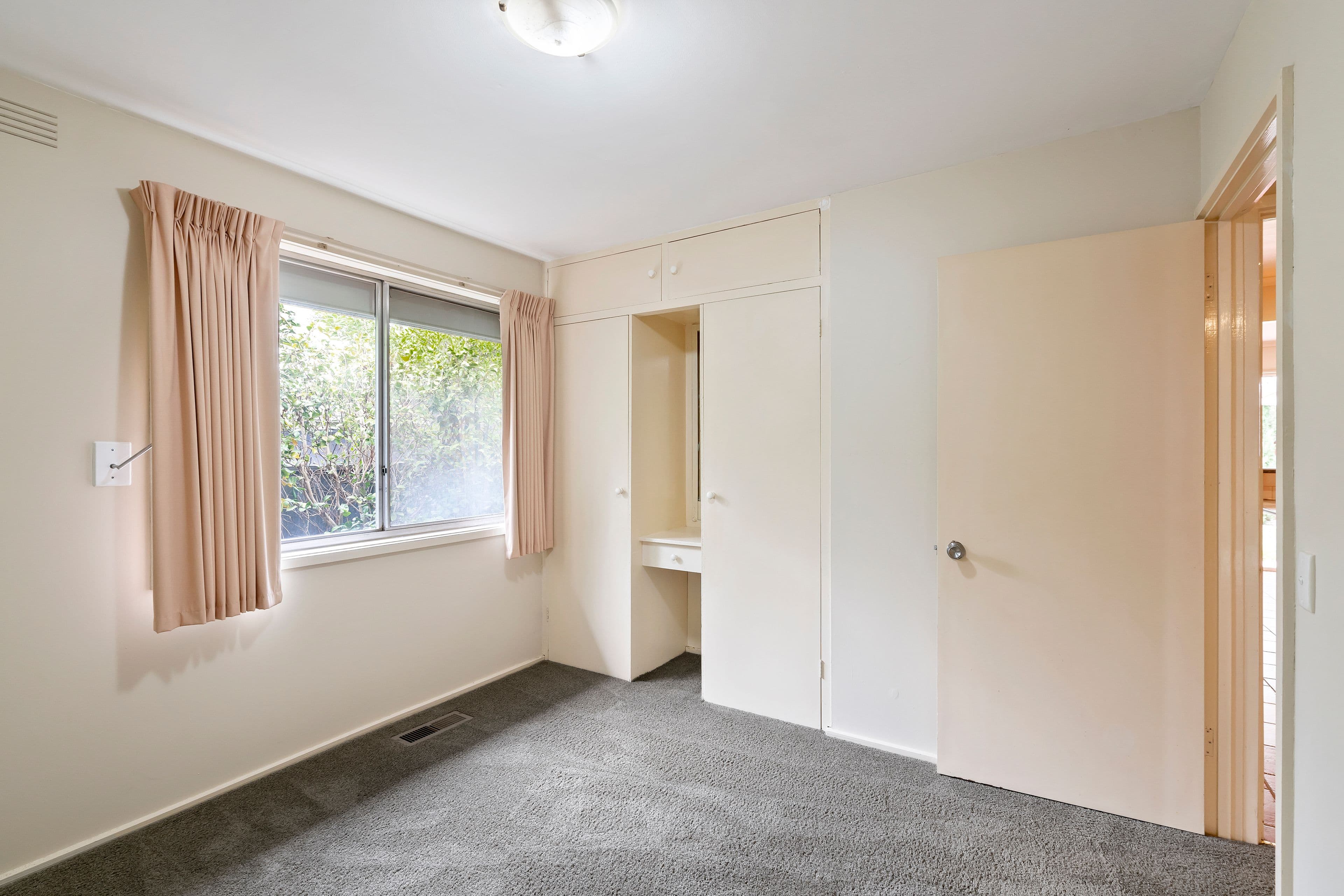 27 Ruthven Street, Sunbury VIC 3429, Sunbury - Thumbnail 8
