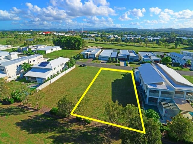 6002 The Boulevarde, BENOWA QLD 4217, Benowa - Image 1
