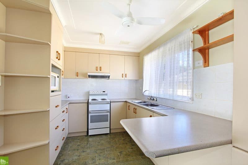 26 Stanley Avenue, FARMBOROUGH HEIGHTS NSW 2526, Farmborough Heights - Thumbnail 5