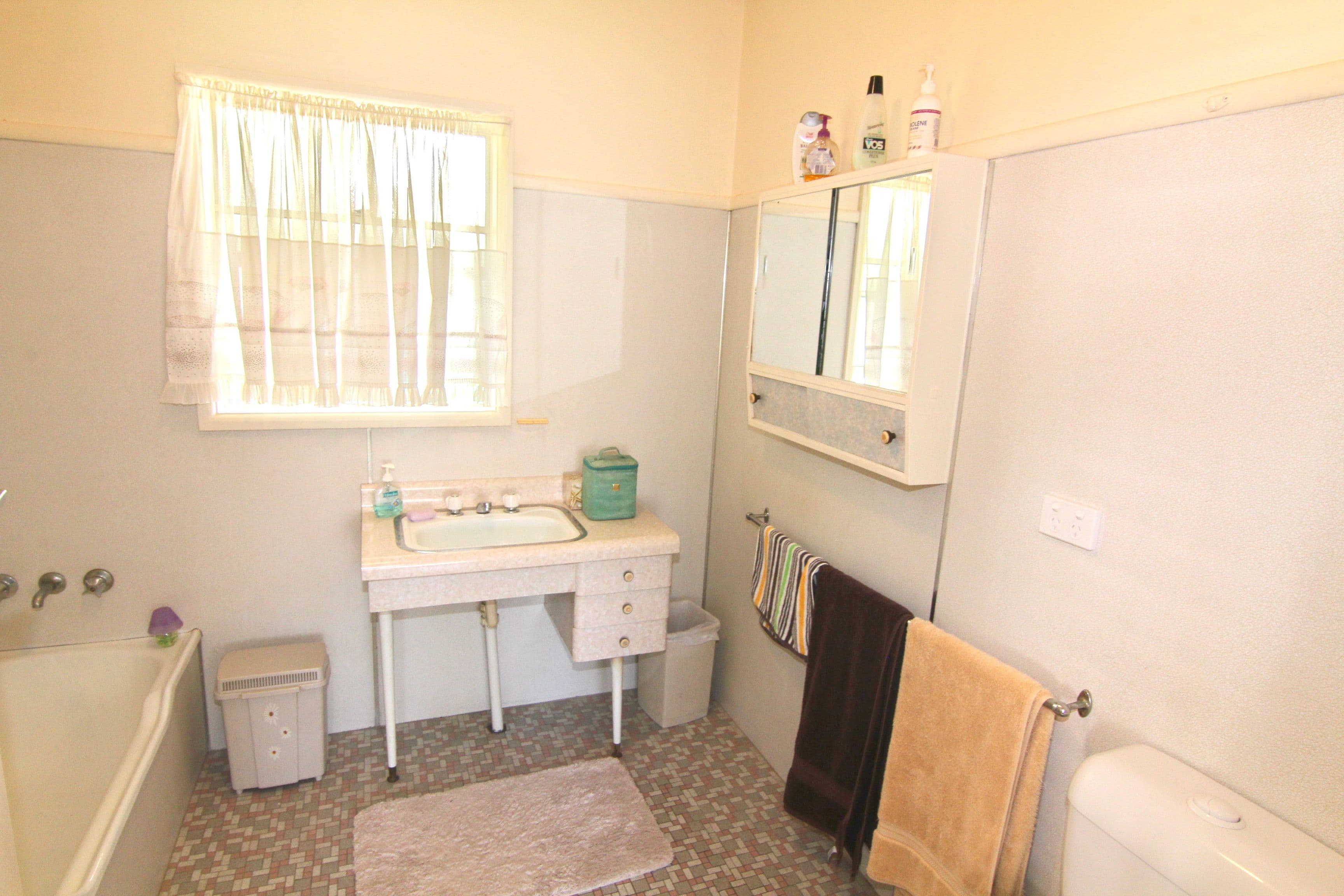 37 Grevillia Avenue, DAVISTOWN NSW 2251, Davistown - Thumbnail 4