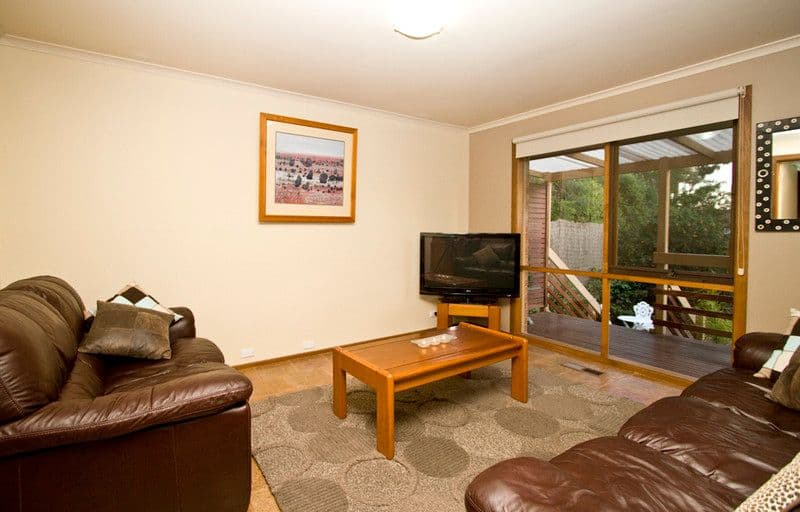 12 Chantelle Rise, GREENSBOROUGH VIC 3088, Greensborough - Thumbnail 4