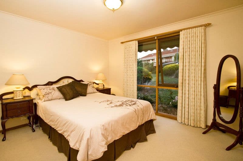 12 Chantelle Rise, GREENSBOROUGH VIC 3088, Greensborough - Thumbnail 6