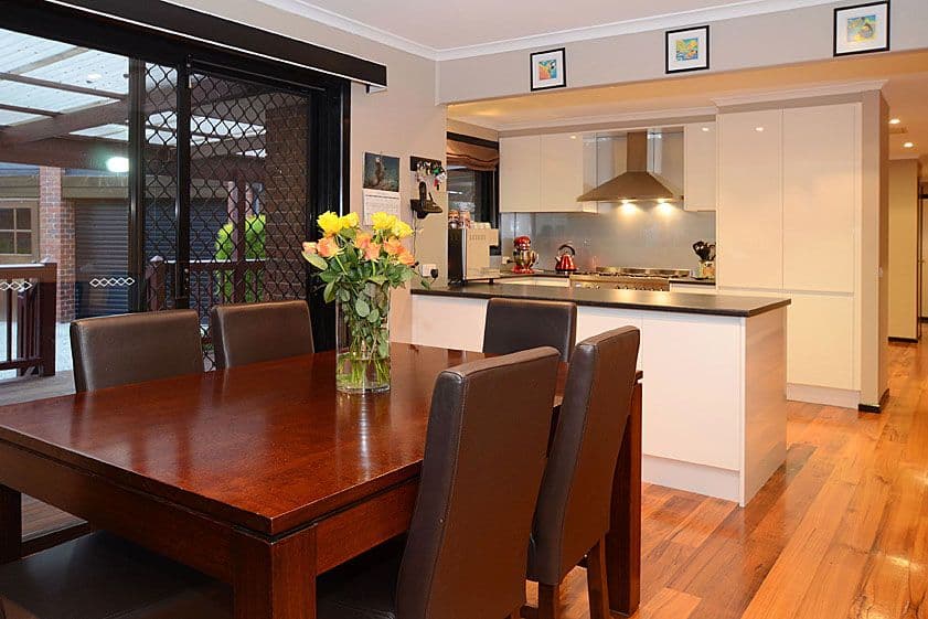 18 Amesbury Avenue, CRAIGIEBURN VIC 3064, Craigieburn - Thumbnail 4