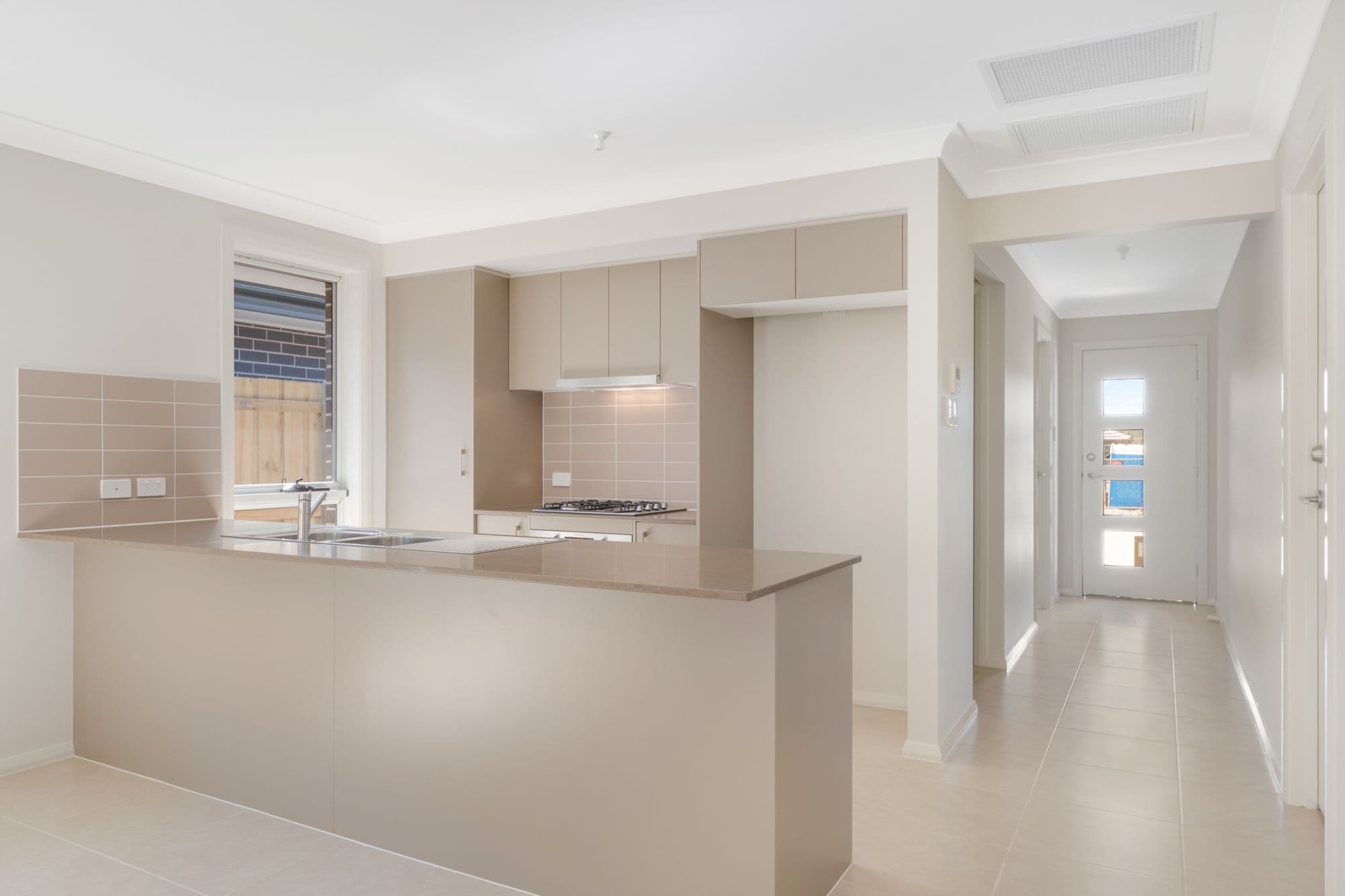 36 Crystal Palace Way, Leppington - Thumbnail 4
