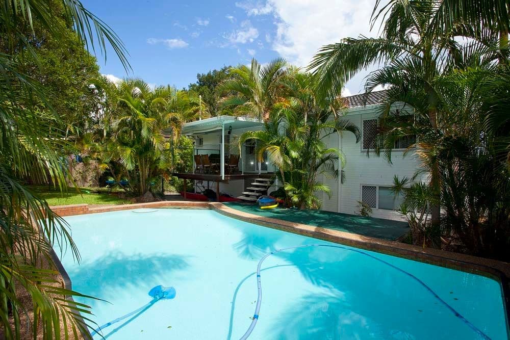 4 Vicki Place, WISHART QLD 4122, Wishart - Image 1