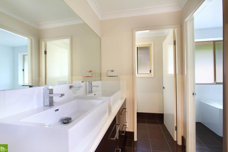 11 Abercrombie Crescent, ALBION PARK NSW 2527, Albion Park - Thumbnail 7