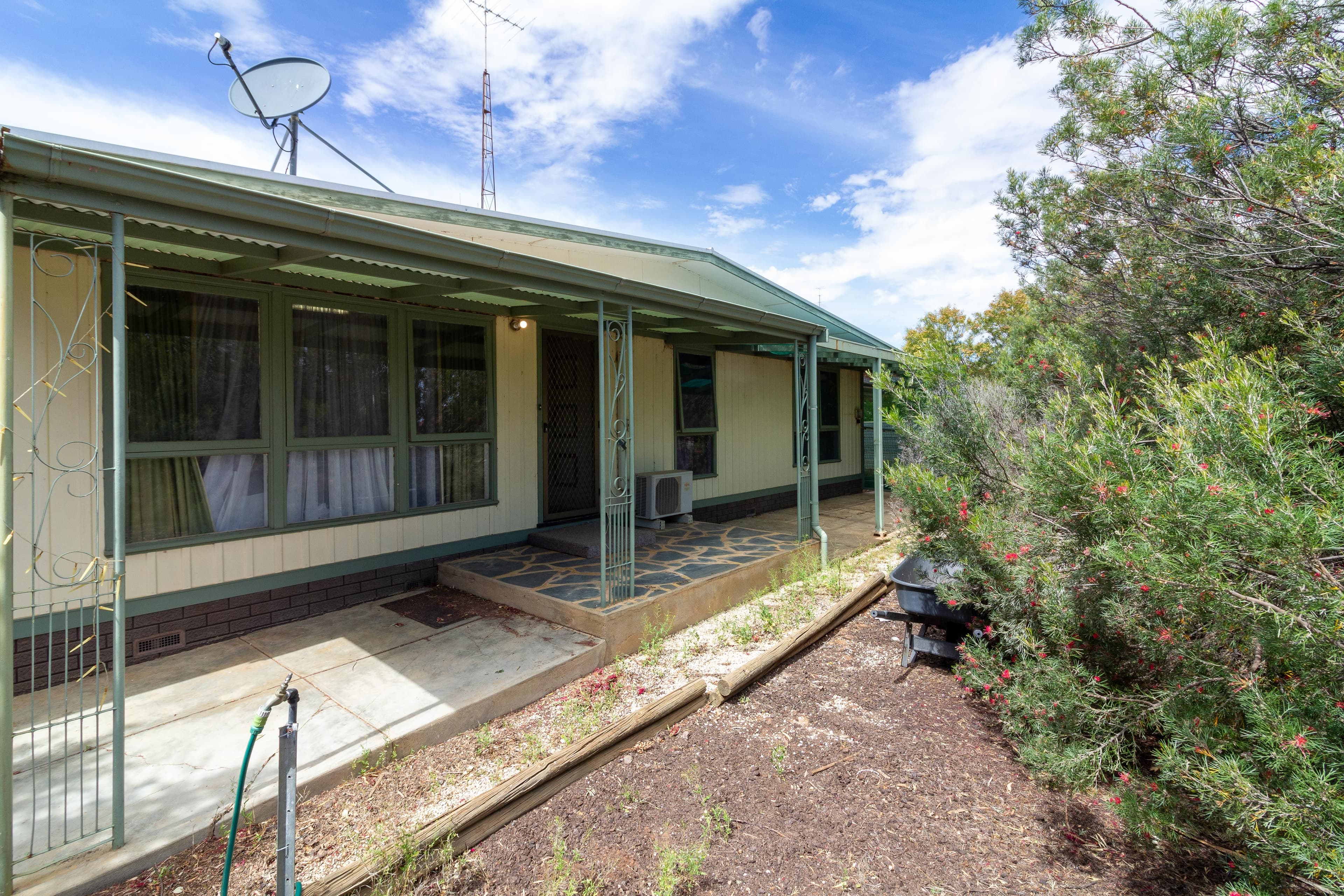 19 First Street, Loxton SA 5333, Loxton - Image 1