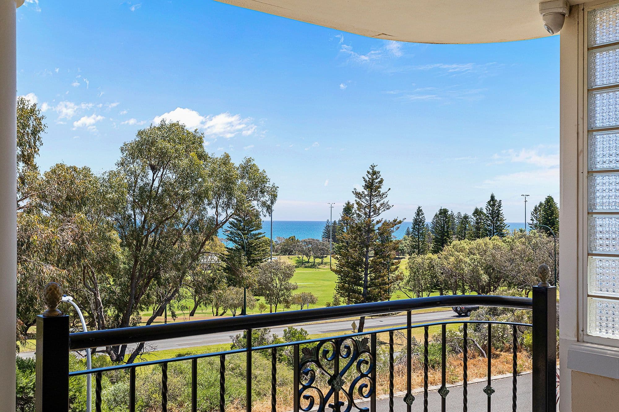 18 Yaringa Way, City Beach WA 6015, City Beach - Thumbnail 7