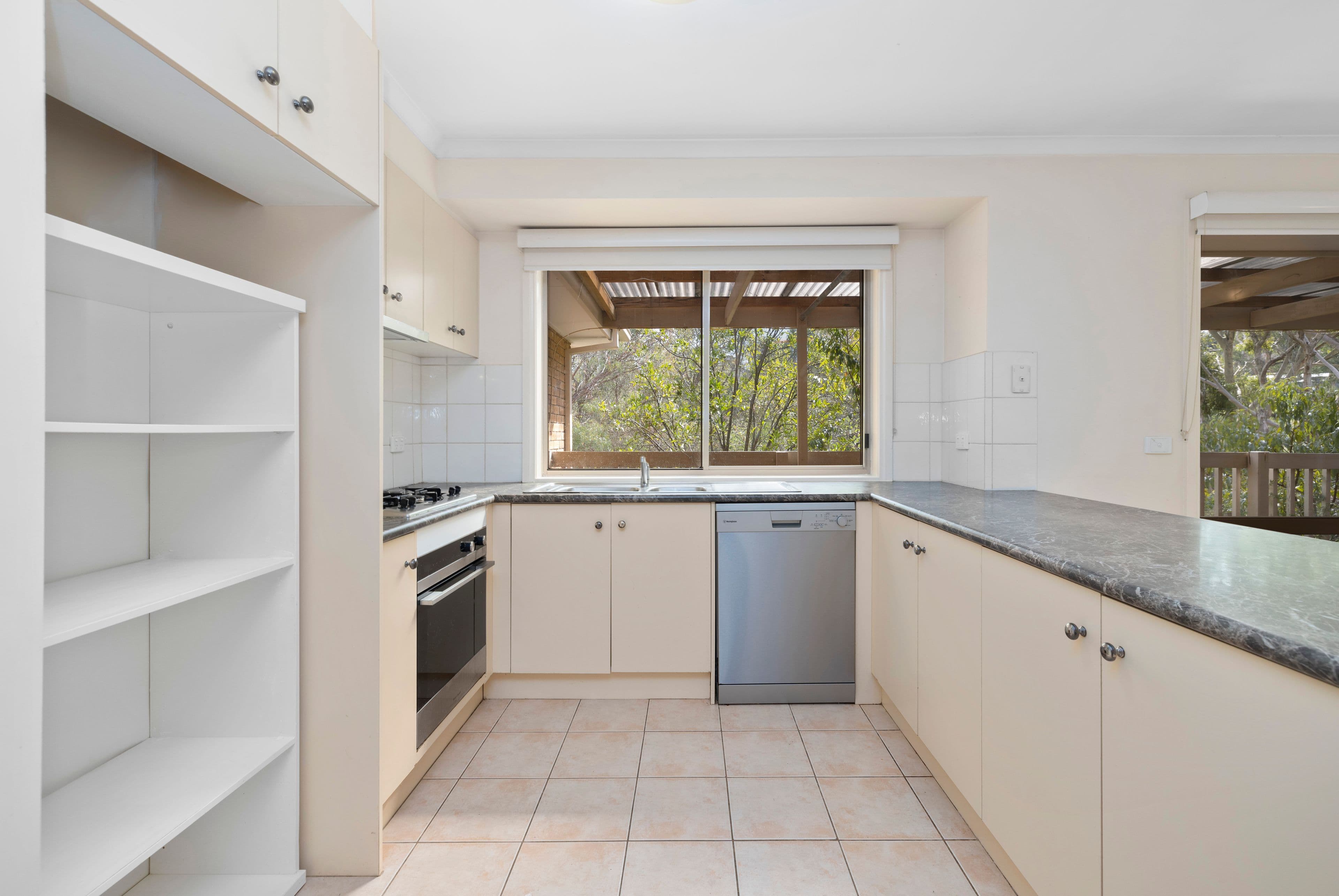 17 Sorrel Crescent, Warranwood VIC 3134, Warranwood - Thumbnail 5