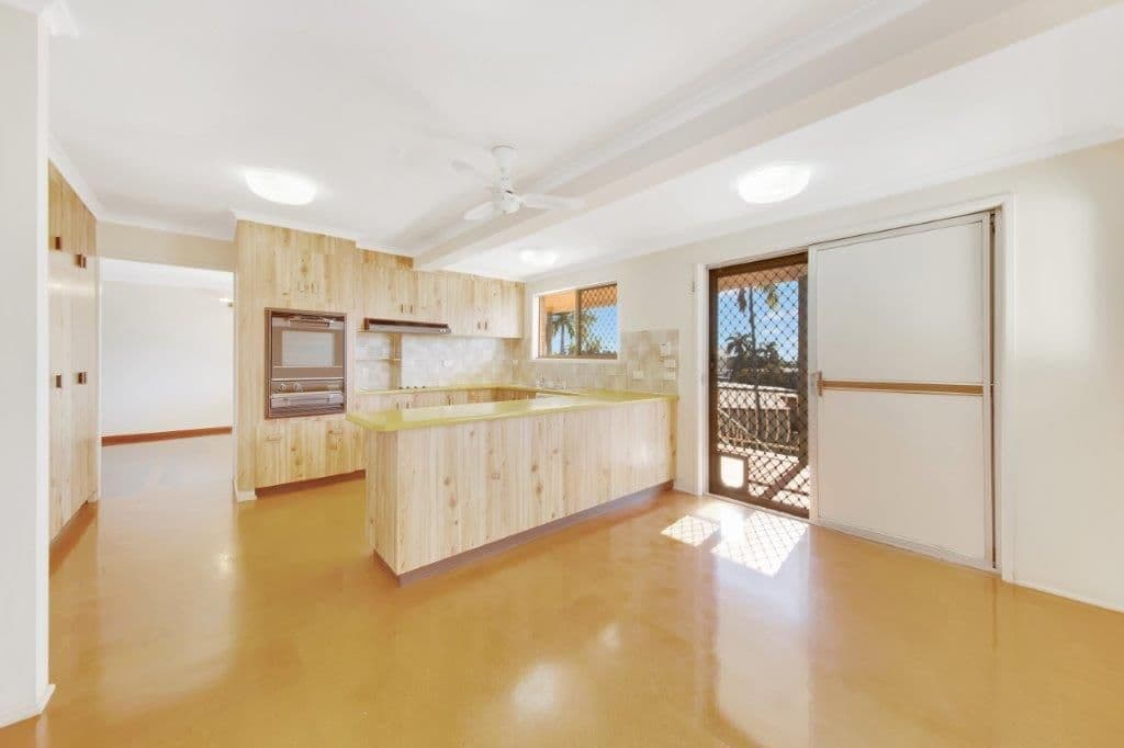 10 J Hickey Avenue, Clinton QLD 4680, Clinton - Thumbnail 6