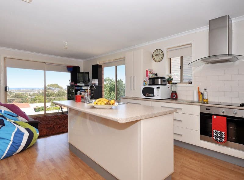 29 Darwendale Street, HUNTFIELD HEIGHTS SA 5163, Huntfield Heights - Thumbnail 2